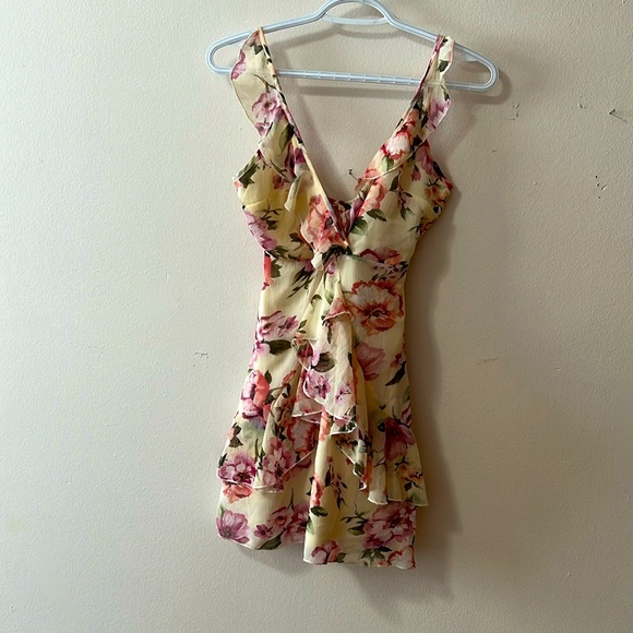 Never worn brand new minidress - Picture 1 of 3